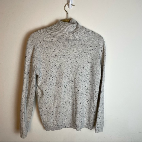 PURE Collection Cashmere Gray Speckled Turtleneck Size 6 - Picture 7 of 9